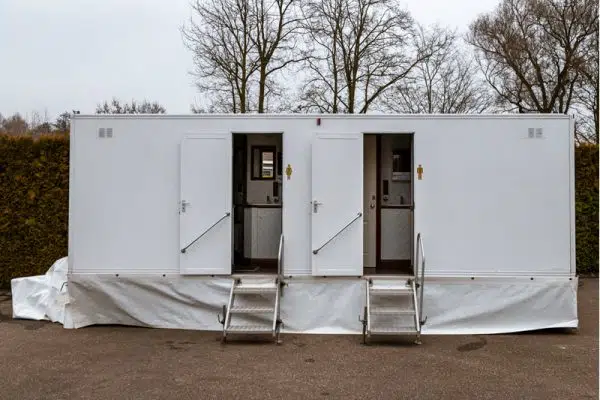 Toiletwagen huren Vip toiletwagen 1800 Shire 800
